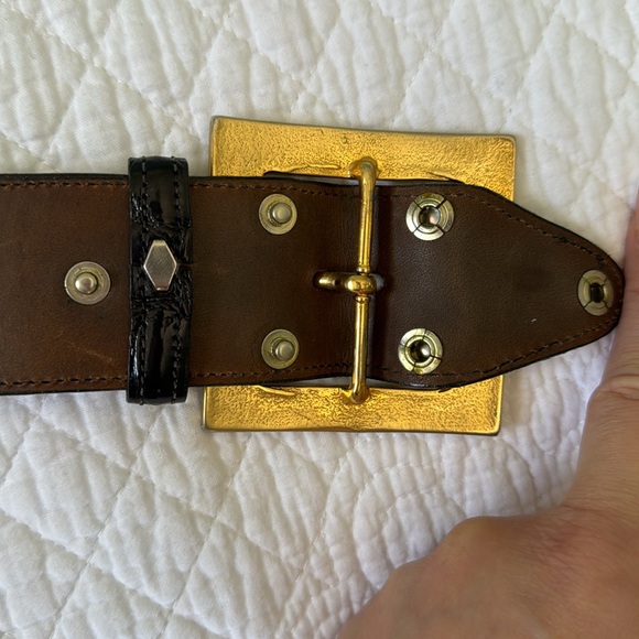 Vintage Kleinberg Sherrill Black Aligator Statement Belt with Gold Tone Buckle - Picture 8 of 8